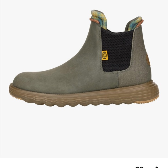 New in Box! Men’s Hey Dude Branson Boot Craft Leather dusty olive boot